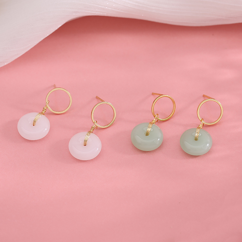 Gioielli penetranti rotondi orecchini pendenti in pietra verde moda orecchini a bottone dorati fatti a mano retrò per regalo di anniversario di matrimonio da donna