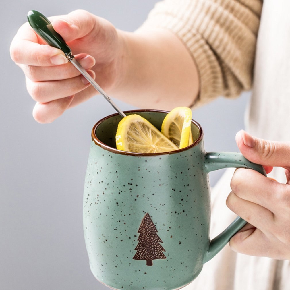 Tazza da caffè nordica con coperchio tazze in ceramica da 500ml tazze da albero per cartoni animati con cucchiaio tazza da caffè al latte regali di novità