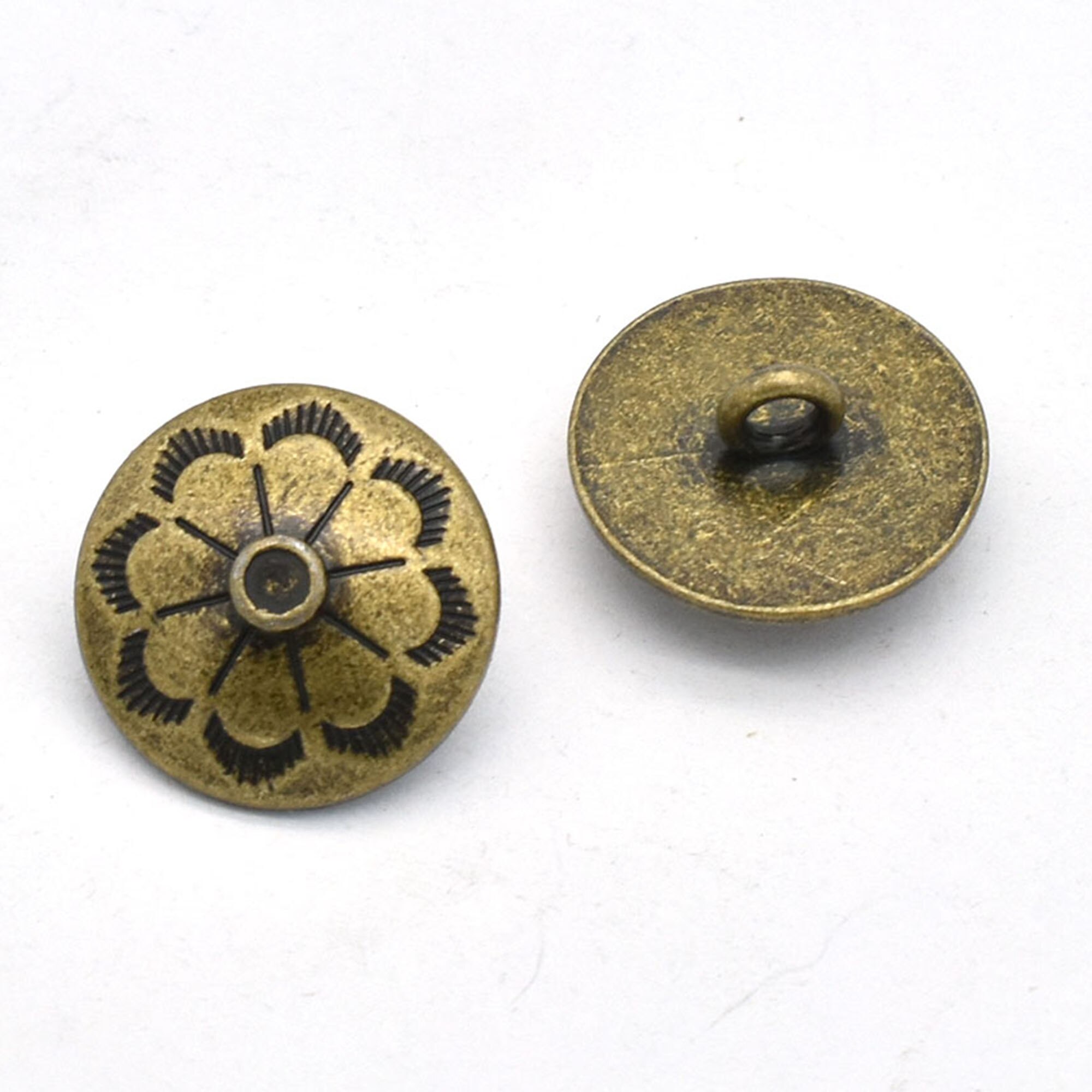 Bouton Vintage Vert Bronze Tordu - Mercerie Ancienne - Lot De 1 à 10 Pièces - Occasion