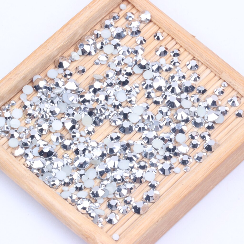 Hars strass steentjes zilver coating 2-6mm ronde platte achterkant niet-fixerende diamanten applicaties voor ambachtelijke stoffen trouwjurken