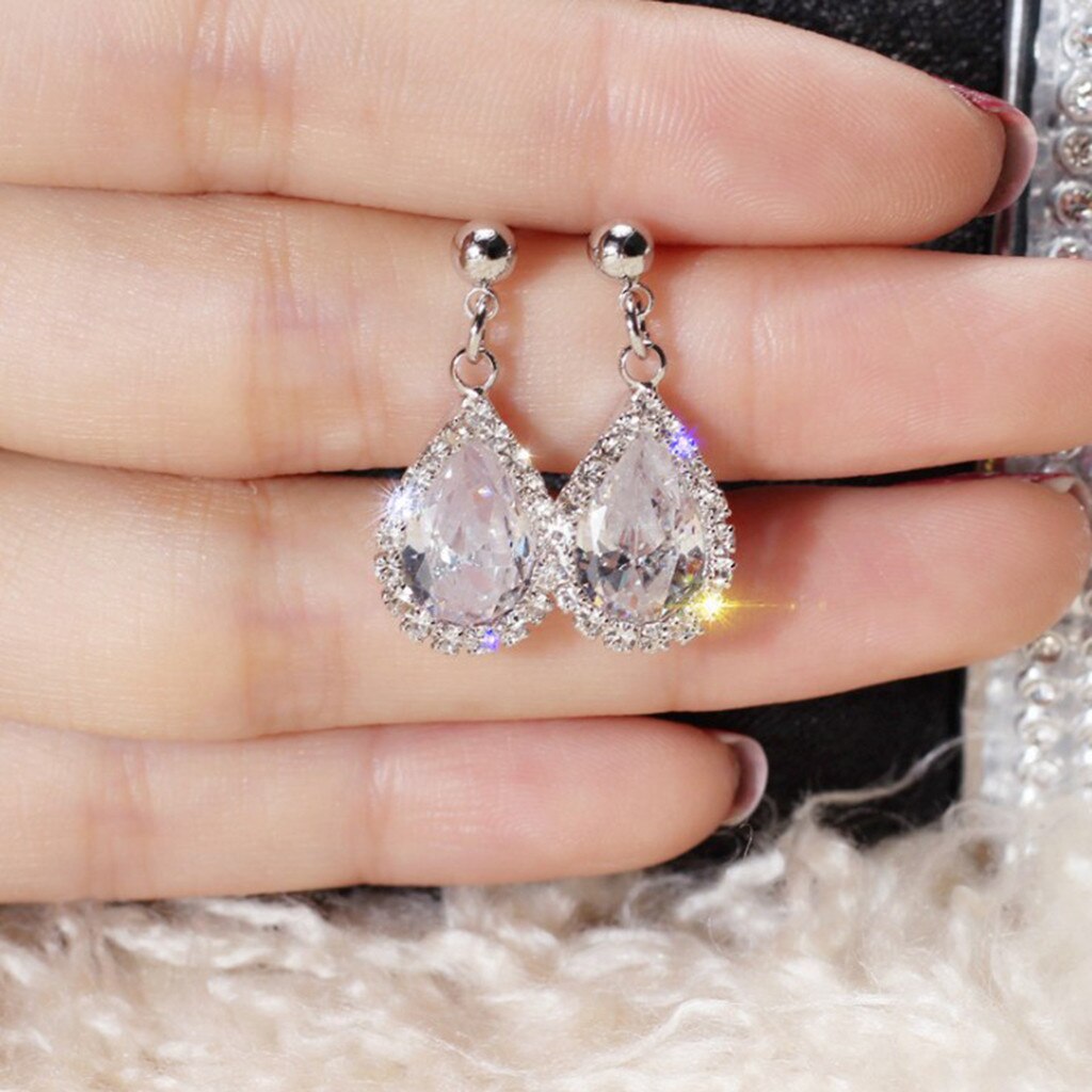 Sparkling Crystal Earrings Luxury Sleek Minimalist Water Zircon Rhinestone Bridal Earrings Ladies Jewelry