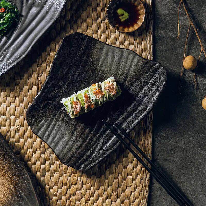 Retro Ceramic 10-Inch Plate Irregular Shape Dessert Plate Sushi Noodle Western Food Snack Plate Cake Plate Decoration Tableware