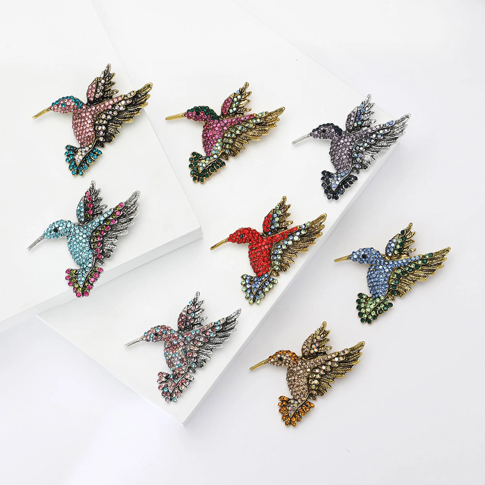 Emaille Vogel Broches voor Vrouwen Strass Zwaluw Pins Sparrow Badge Office Party Vriend Accessoires