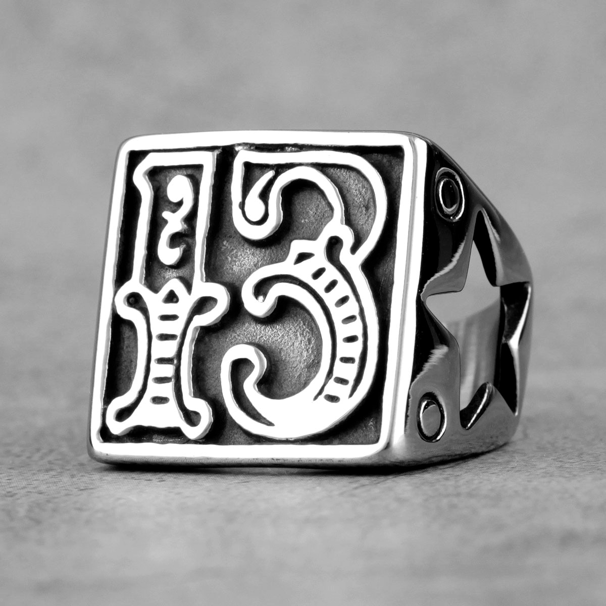 Lucky Number 13 Star Retro Stainless Steel Mens Rings Punk Hip Hop for Male Boyfriend Biker Jewelry Creativity