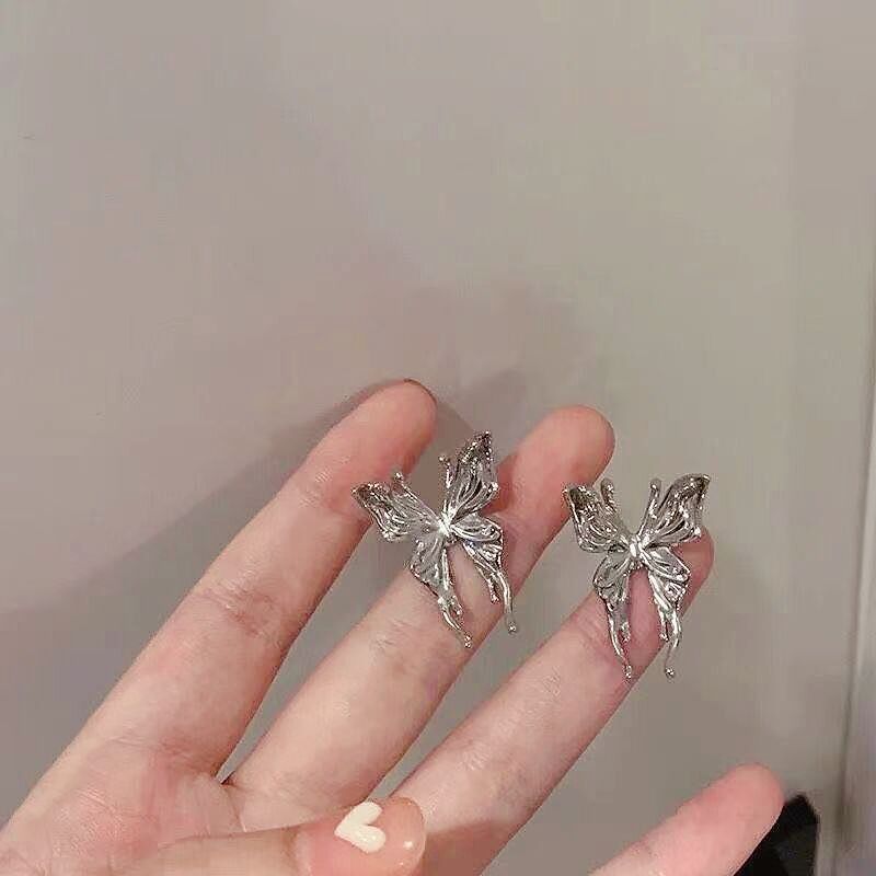 Punk Stijl Vloeibare Vlinder Stud Earring Voor Vrouw Cool Metalen Vlinder Oorbellen Y2K Esthetische Sieraden Party