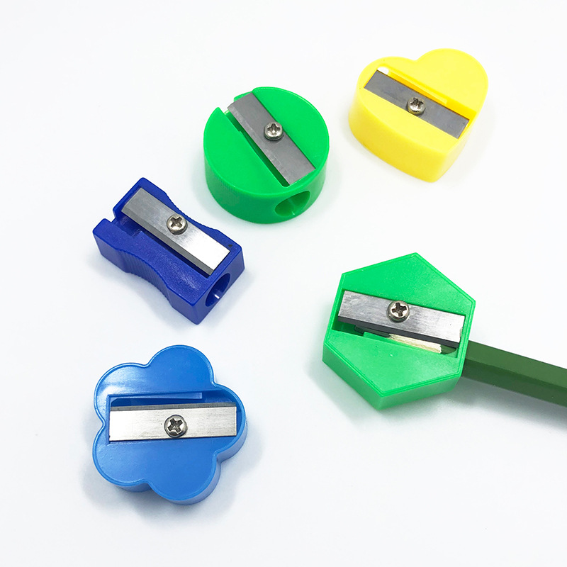 Sacapuntas pequeño multicolor de un solo orificio para niños, Sacapuntas de plástico manual para escuela primaria