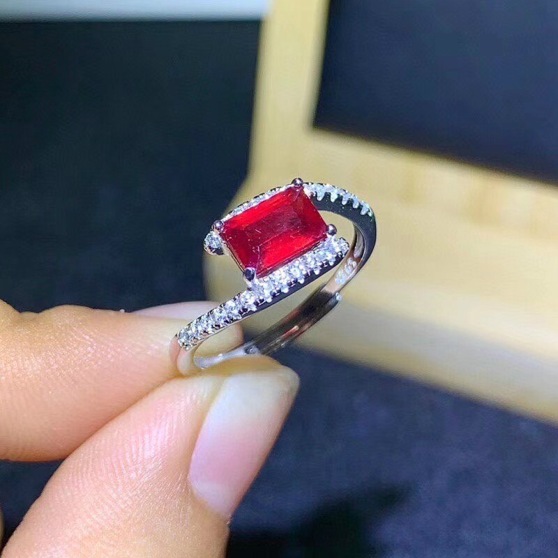 Natural Ruby Ring, 925 Sterling Silver, Simple and Exquisite Style, Cheap Price, Recommended By The Owner, Authentic Color: 8.5