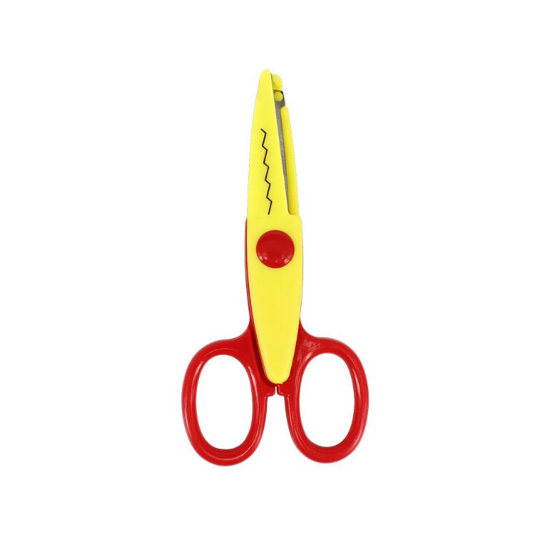 1 Pcs Handmade DIY 6 Patterns Album Lace Scissors Card Photo Pattern Scissors Cartoons Lace Scissors for Children