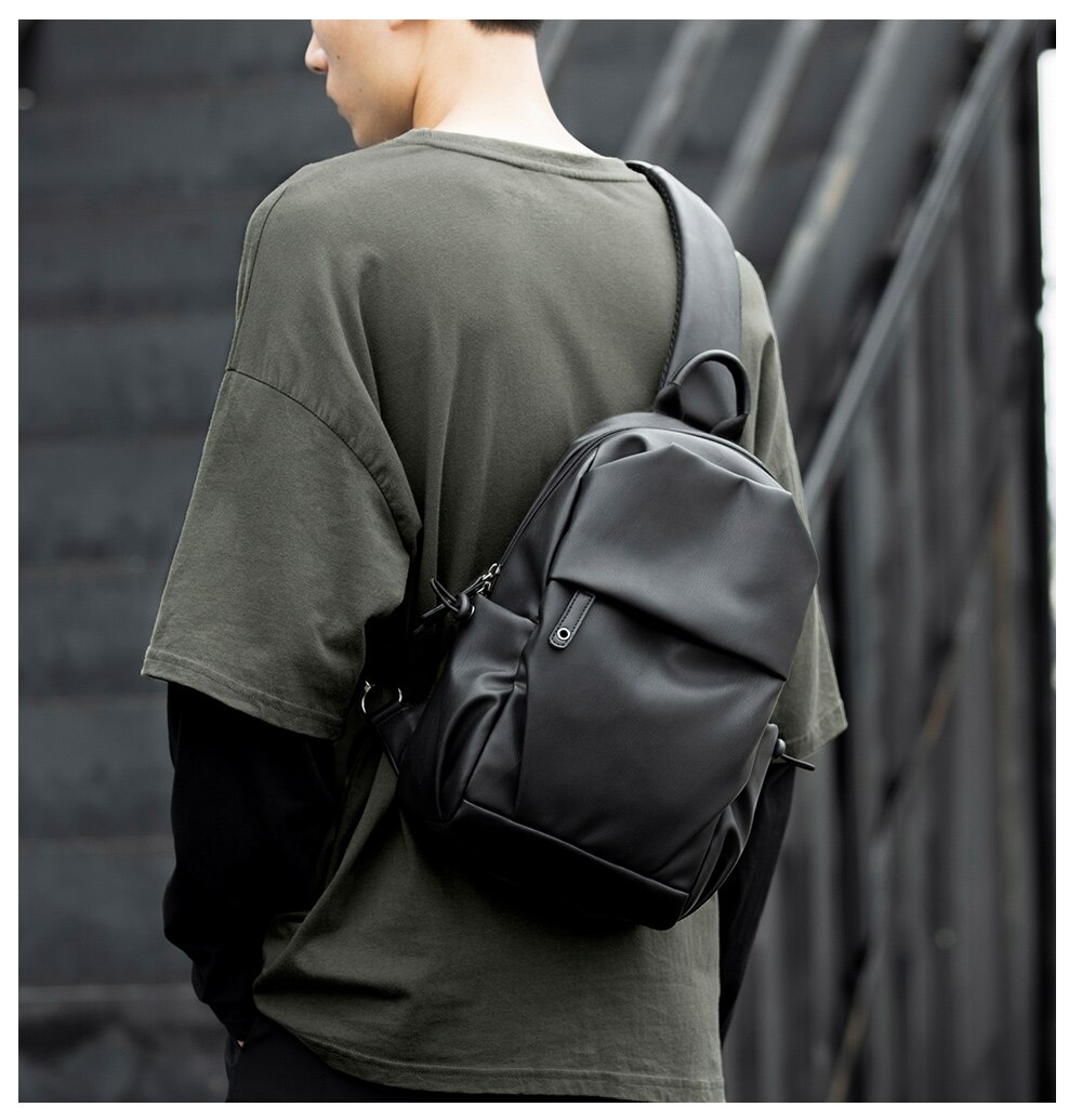 MOYYI Männlichen Taschen PVC Schulter Bote Tasche Männer Schlinge Brust Pack Umhängetaschen für Männer Gürtel Brust Tasche