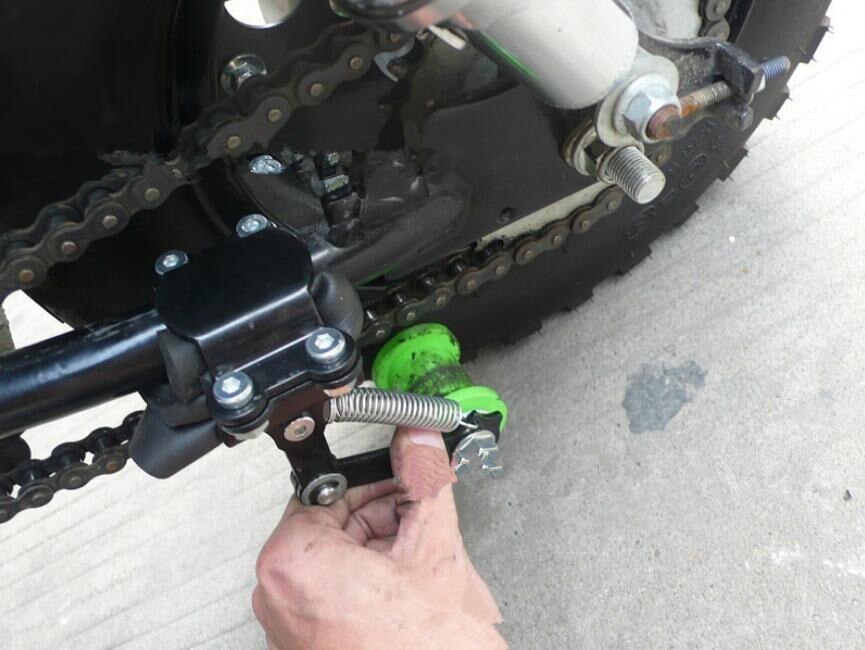Piezas de la motocicleta moto tensor de cadena ajustador para Kawasaki KX65 KX80 85 KX125 KX250 KX250F KX450F KLX450R KLX125