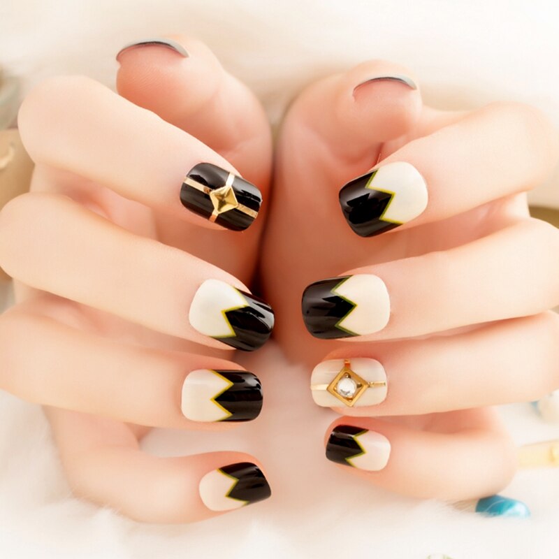 Kids White French Nails Silver Smile Line Decorative Nail Art Tips Girl False Nails Small Size Student's: Z420