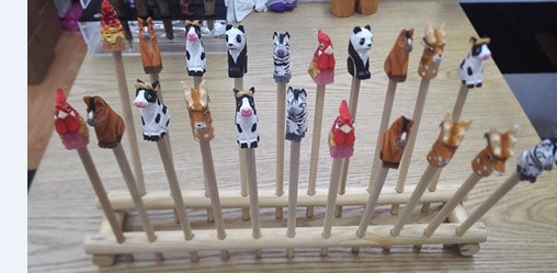 20 pièces dessin animé en bois sculpté Animal crayon bois sculpté à la main peint animaux tête crayon: Default Title