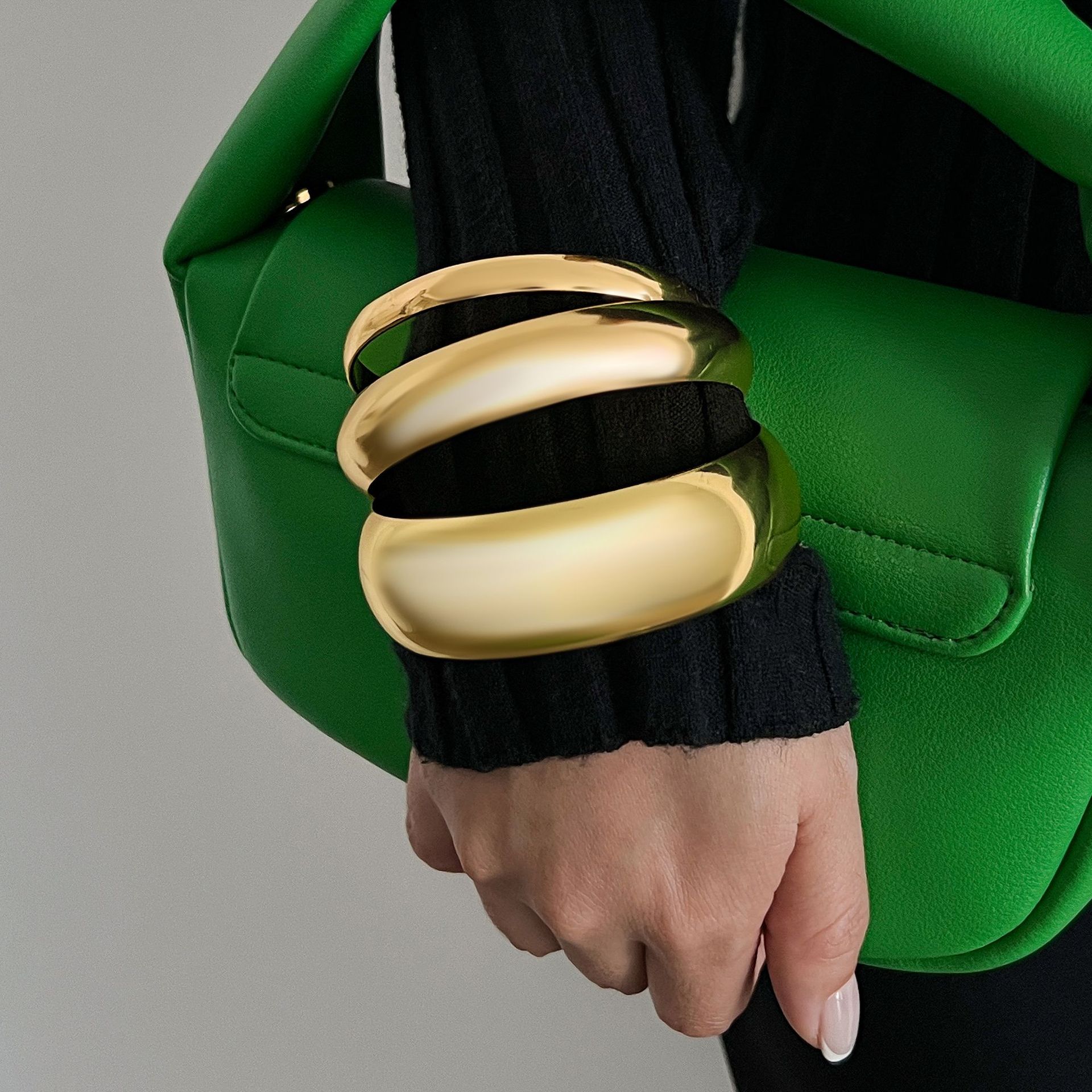 Conjunto de brazalete ancho Irregular Punk exagerado para mujer, pulseras de Metal gruesas de Color dorado Vintage, de joyería de mano para hombre: Color oro puro