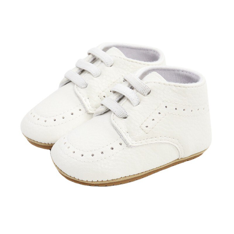 Calzado de cuero de PU para bebé de primeros pasos para niño y niña, mocasines deportivos clásicos de suela blanda para cuna, informales, color blanco, de 0 a 18 meses