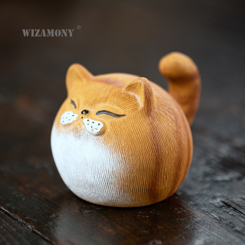 Yixing purple sand tea pet cat sculpture personality clay painting lucky cat ornaments tea playing tiger