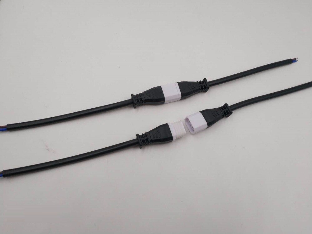 IP65 Impermeabile Connettore di Alta Qualità spillo Maschio Femmina coppie DC Nero colore Bianco portato maschio e femmina Applicabile 0.5mm