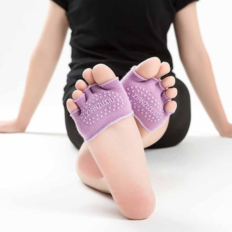 3 Paren/partij 1 Paar Vrouwen Onzichtbare Yoga Non Slip Teen Sokken Wasbare Half Grip Hak Vijf Vinger Sokken: Purple