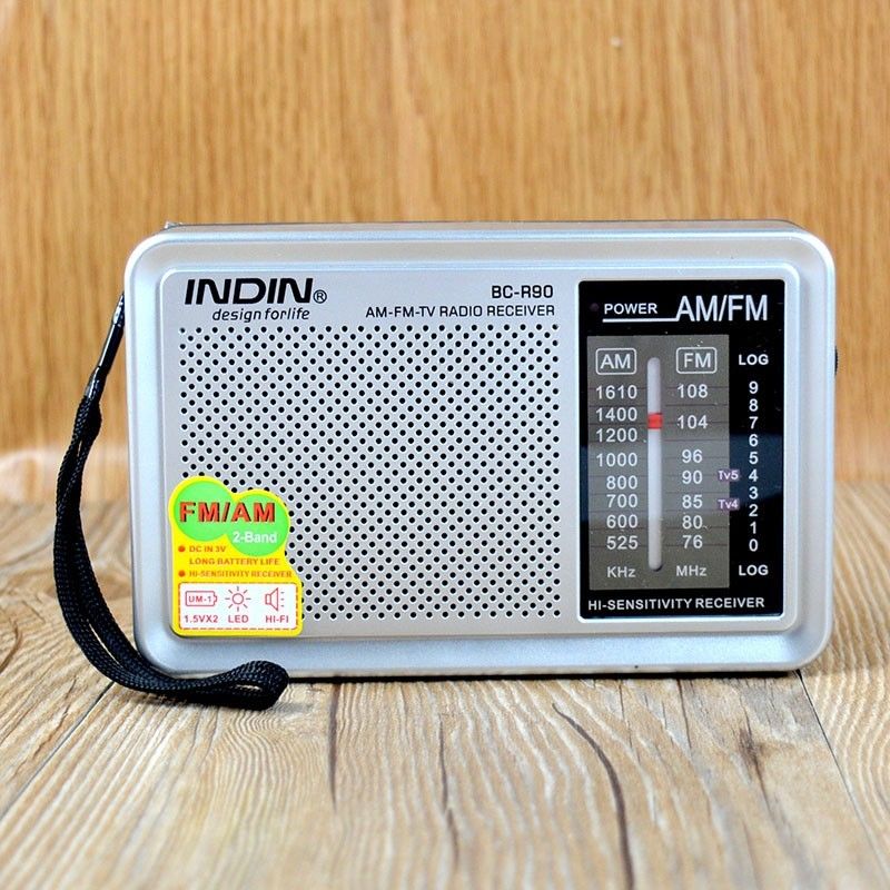 Portable Pocket Radio FM 76-108 AM 530-1600 KHz World Receiver Built in Speaker