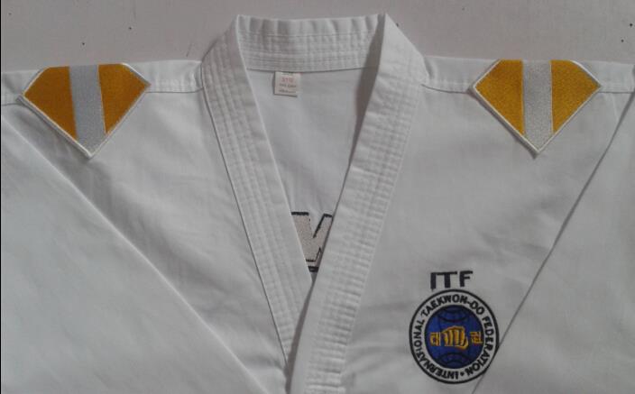 ITF Taekwondo Assistent Lehrer Uniform Dobok Mit 1 zu 3 Dan Rutschen