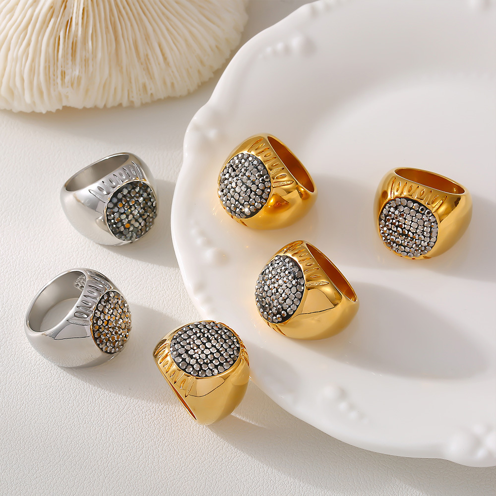 Anillos hermosos de diamantes de imitación brillantes de lujo para mujer, anillo de acero inoxidable resistente al agua chapado en oro, de joyería para dedo exagerado