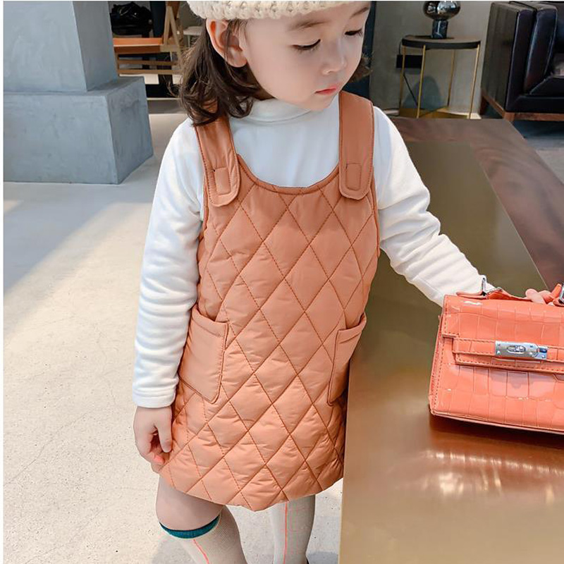 Chaleco de algodón coreano para niñas, prendas de vestir para otoño e invierno, falda con tirantes acolchada para bebés, novedad