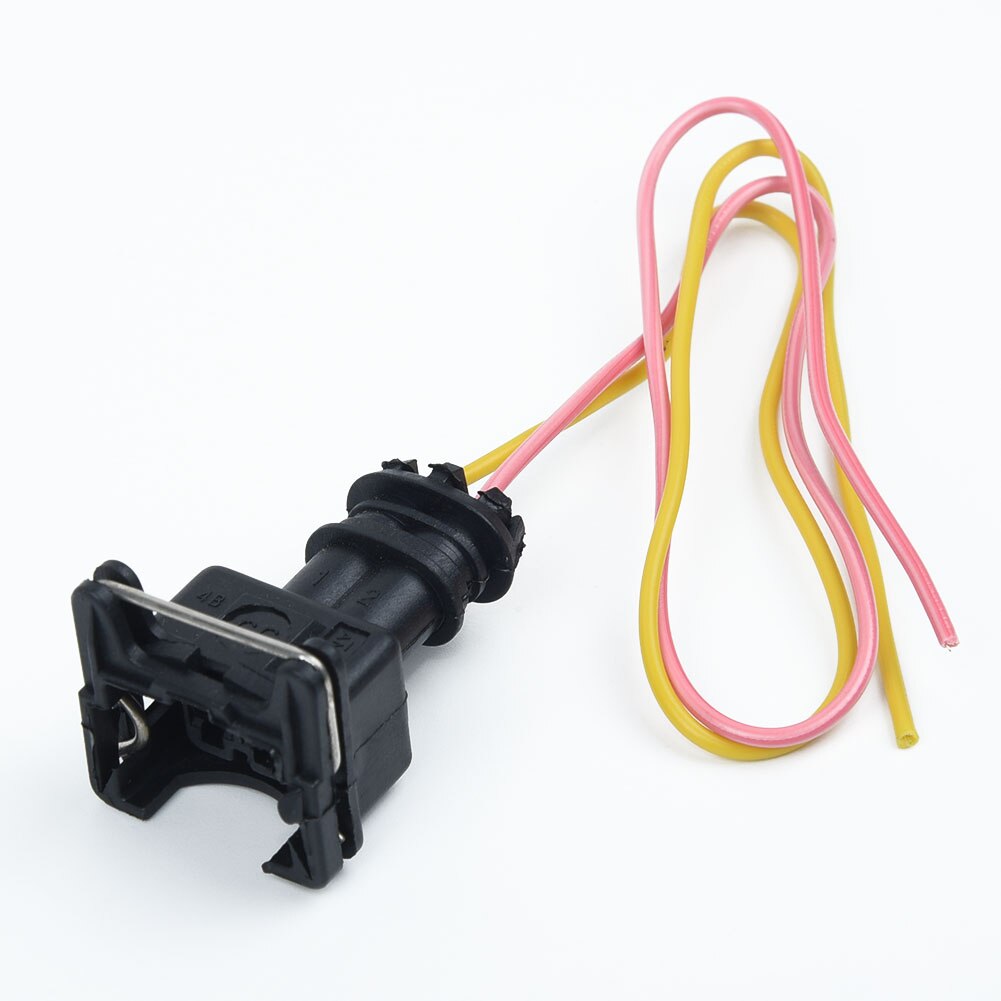 2 Pin Wire Harness Connector Fuel Pump Plug Plastic+Metal 2.3x2.2x3.8cm