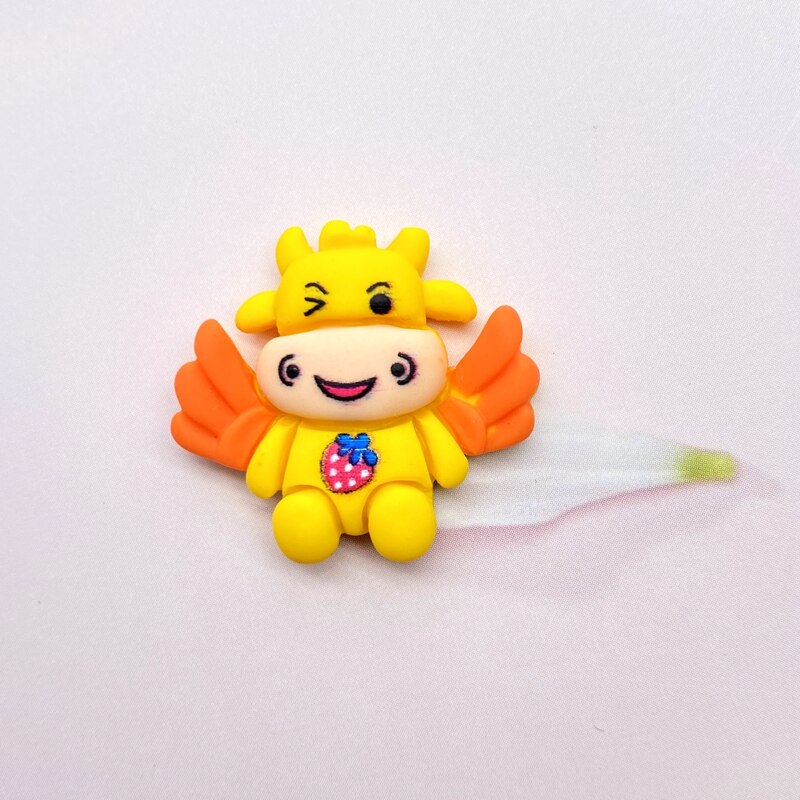 10Pcs Kawaii Leuke Mini Koeien Met Vleugels Flat Terug Cabochons Scrapbooking Diy Sieraden Craft Decoratie Accessoires F07: YELLOW
