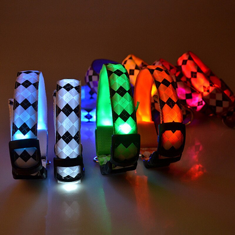 POEEY 2Pack Hondenverlichting voor Nachtwandelen Hondenhalsband Licht Clip op Glow in The Dark met 4Modes & RGB Kleur voor Camping POEEY 2Pack Hondenverlichting voor Nachtwandelen Hondenhalsband Licht Clip op Glow in The Dark met 4Modes & RGB Kleur voor Camping