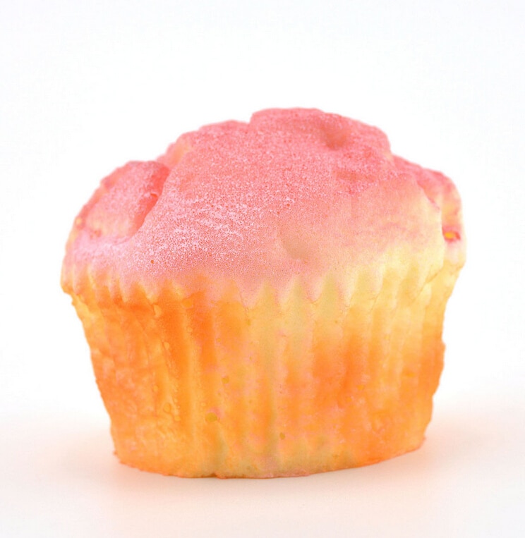 1 pcs Kawaii Mini Sprinkles Cupcakes Squishy Cake Soft Bread Charms Artificial Cupcake Pretend Toys 8 cmx6 cm