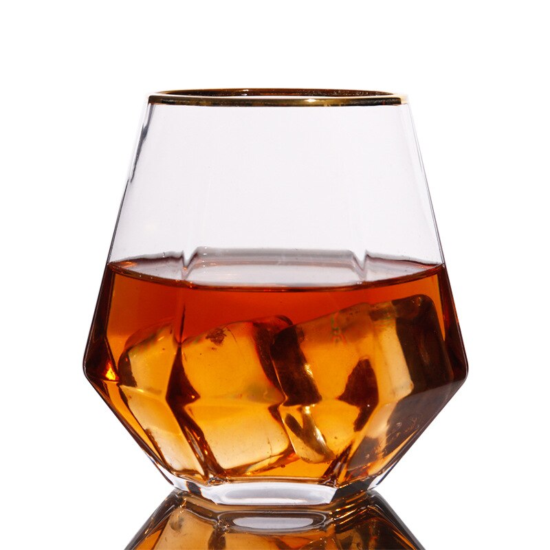 Whisky kopp bar genomskinligt kristallglas dricksvatten mjölk juice dryck kopp kreativitet