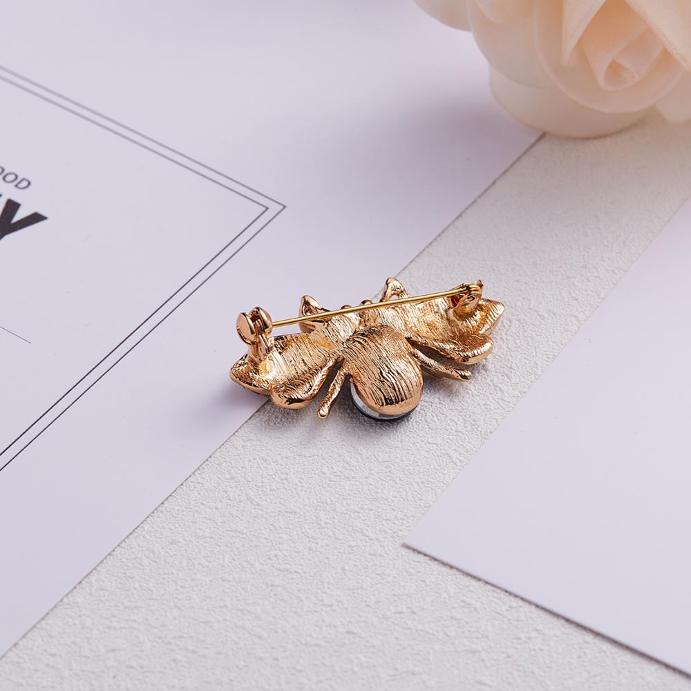 Animals Jewelry Brooch Pins Cat Dragonfly Insect Owl Bird Beetle Brooches For Women Men Costume Lapel Pins