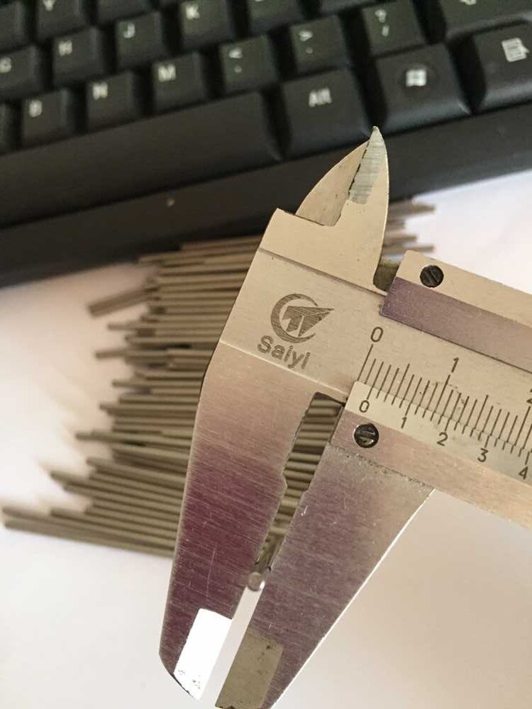 100 stk pinner i rustfritt stål sølvtone 2mm x 60mm