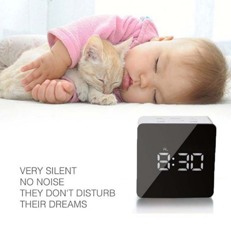 Digital Clocks USB Digital LED Alarm Clock 12H / 24H Snooze Function Mirror Clock Indoor Thermometer Electronic Desktop Clock