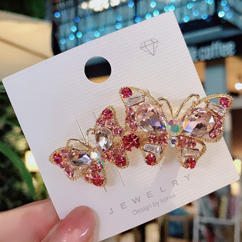 Retro pełna diamentowa grzywka szpilka moda damska śliczna szpilka do włosów z tyłu głowy Rhinestone akcesoria do włosów Rhinestone motylkowa szpilka do włosów: Różowy
