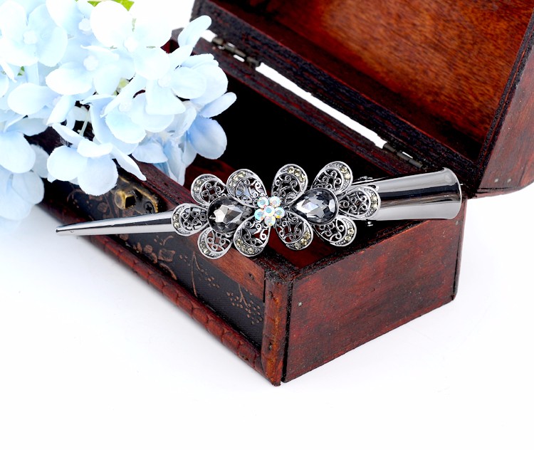 Retro Hair Jewelry Rhinestone Crystal Flower Hairgrips Hair Clips Women Hair Accessories: gray