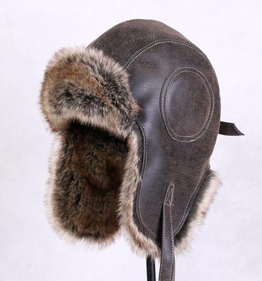 Seizoen Korting Pu Lederen Faux Fur Aviator Russische Ushanka Hoed Voor Ernstige Expedities Winddicht Warm Fit Mannen Vrouwen 56- 61 Cm: WHITE / 58CM