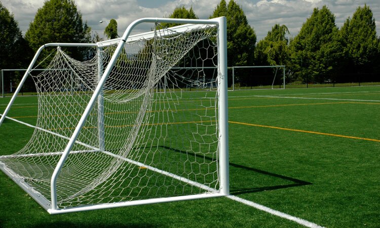 Cheap price Outdoor Plastic Green Football Artificial Grass For Football Field