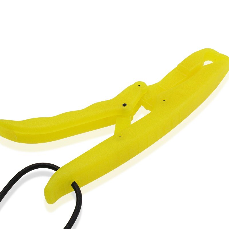 1PC 17.5cm Hand Controller Fishing Gripper Grabber Plastic Fish Lip Grip Fishing Tackle Tool Women Fish Lip Grip