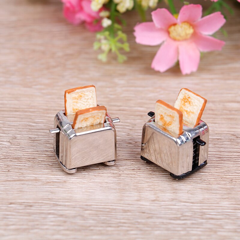 Doll House Mini Bread Machine Toaster 1/12 Scale With Toast Miniature Doll House Accessories Cute Decoration