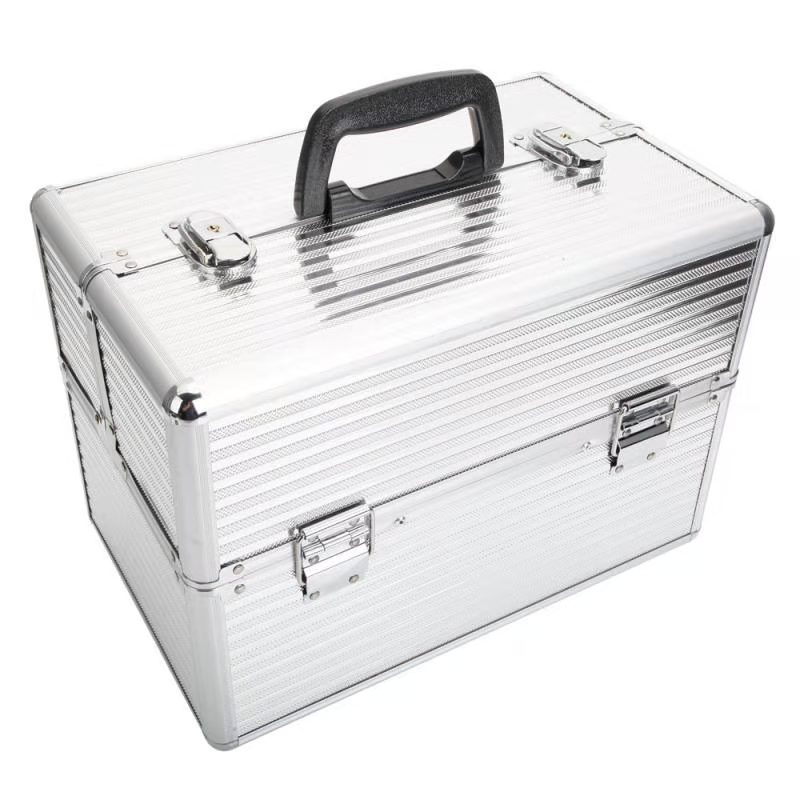 [US-W]Handy Stylish Three Stripes Aluminum Makeup Storage Box with Keys Silver