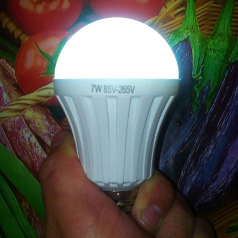 Intelligent led pære 5w 7w 9w 15w led nødlys oppladbar led pære lampe  e27 for hjemmelys smd 5730 chip