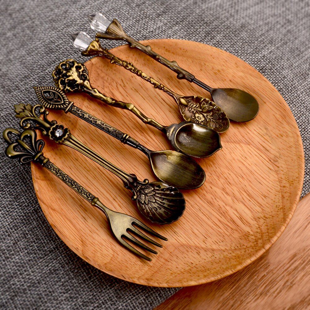 6Pcs Vintage Carved Retro Coffee Tea Spoons Set Mini Ice Cream Crystal Stirring Spoon Scoop Dessert Forks Mixing Sugar Spoon