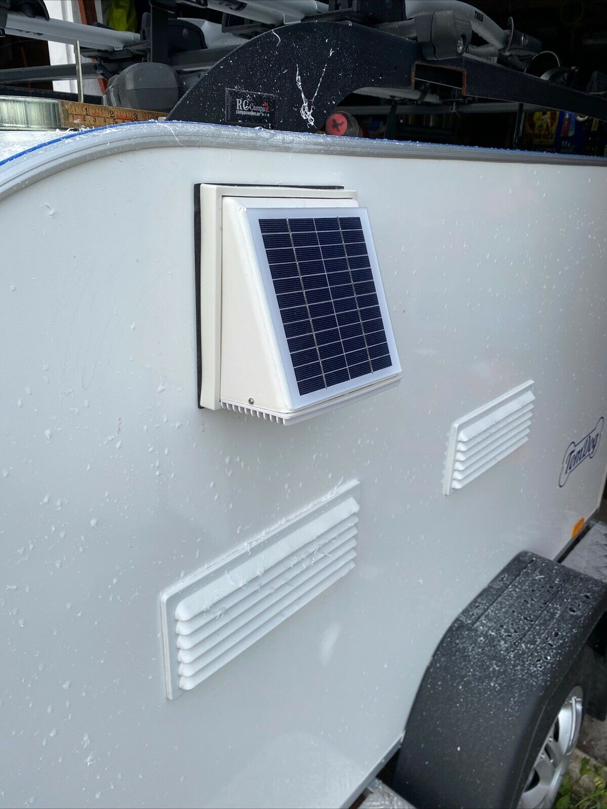 68CFM Plastic Solar Muur Ventilator 2.5W Ventilator Extractor Airduct Diameter 120Mm Voor Schuur Kas