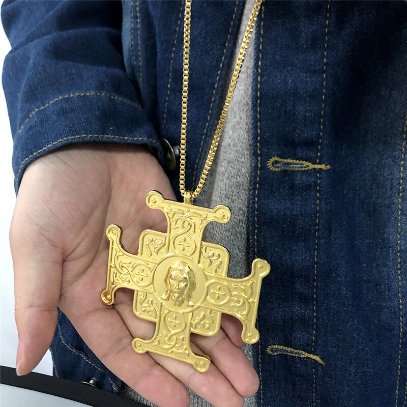 Ortodokse kirke herlighed konge jesus kors kæde gammel guld farve kristendom vedhæng halskæde smykker kristen