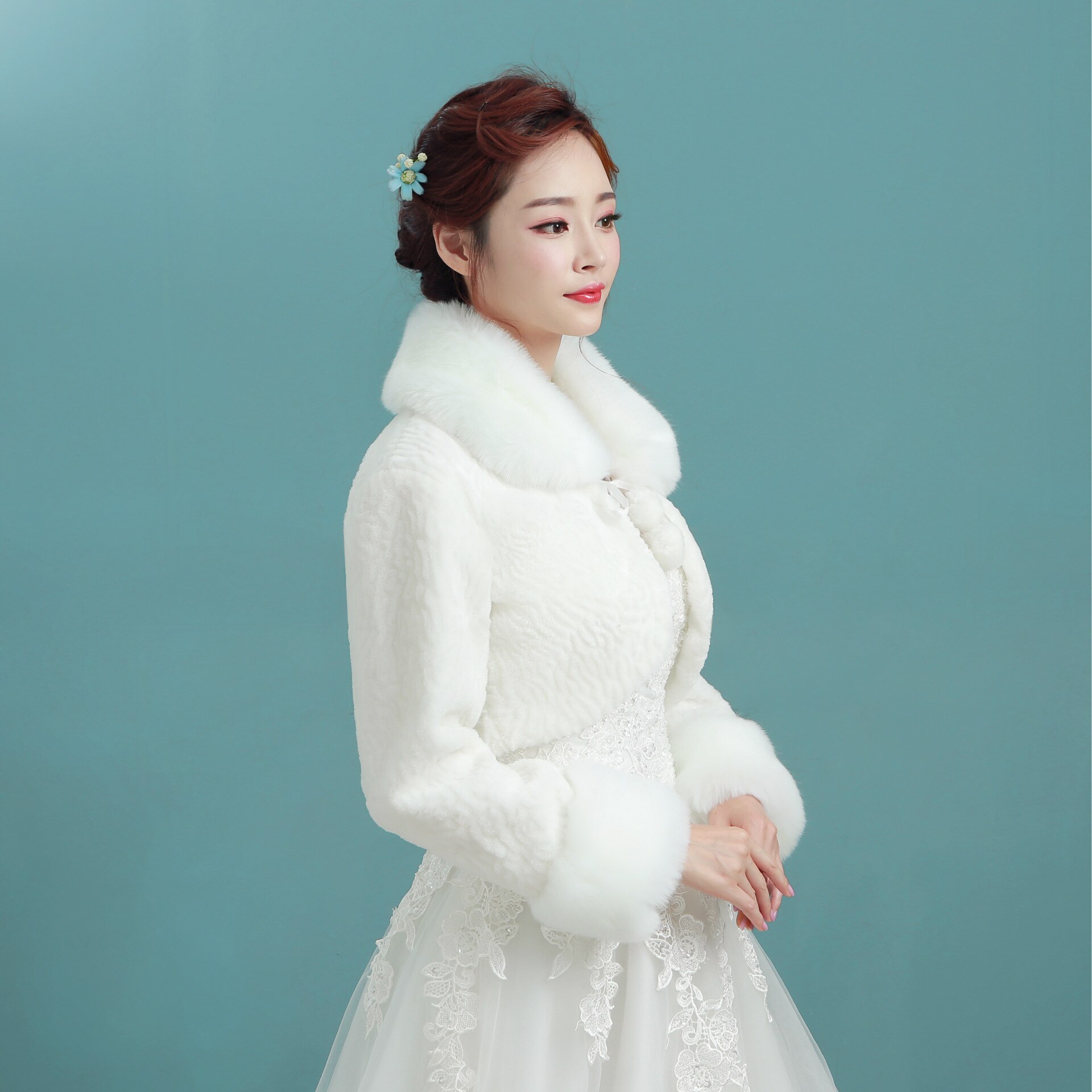 Feather robe women Faux fur coat Bridal fur shawl Peleryna mariage femme Shrugs for women Bride Wedding Jacket