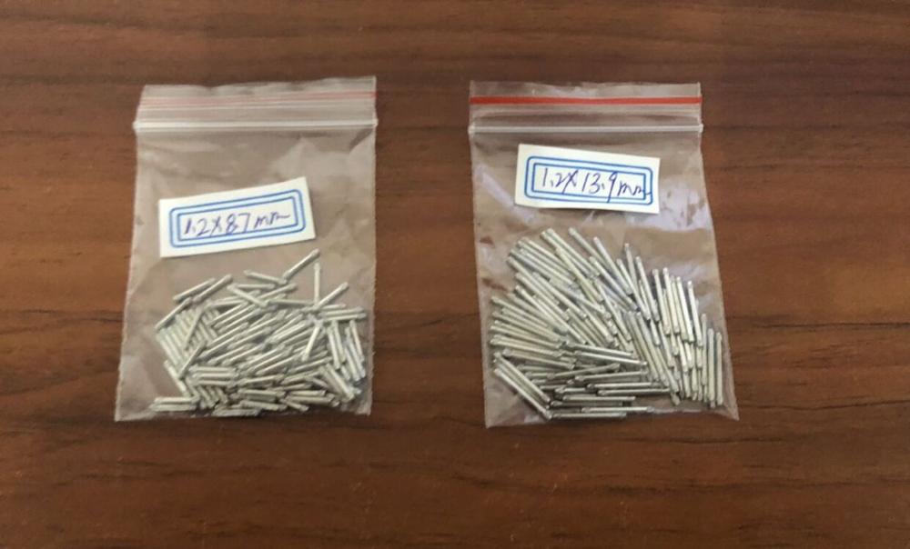 Sortiment  of 100 st dubbla räfflade stift ersättning för armband för klockarmband välj storlekar