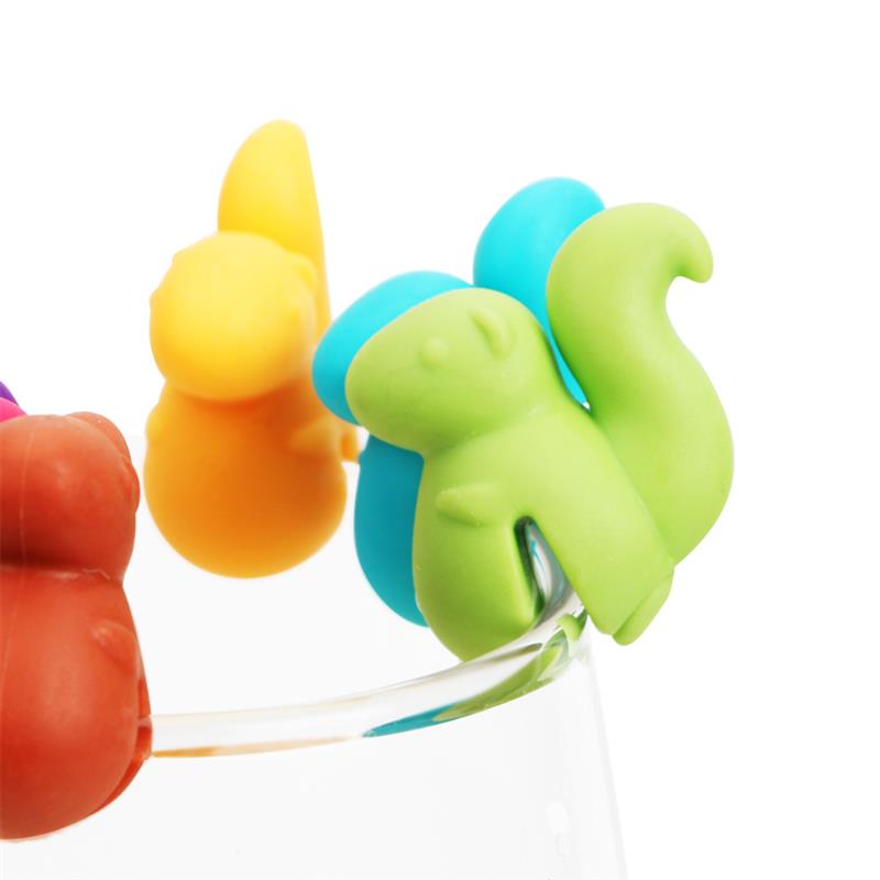1 Pc Wijn Stop Lekkage-Proof Eekhoorn Flessenstop Met 6 Pcs Wine Glass Charm Bar Accessoires Gereedschap willekeurige Kleur