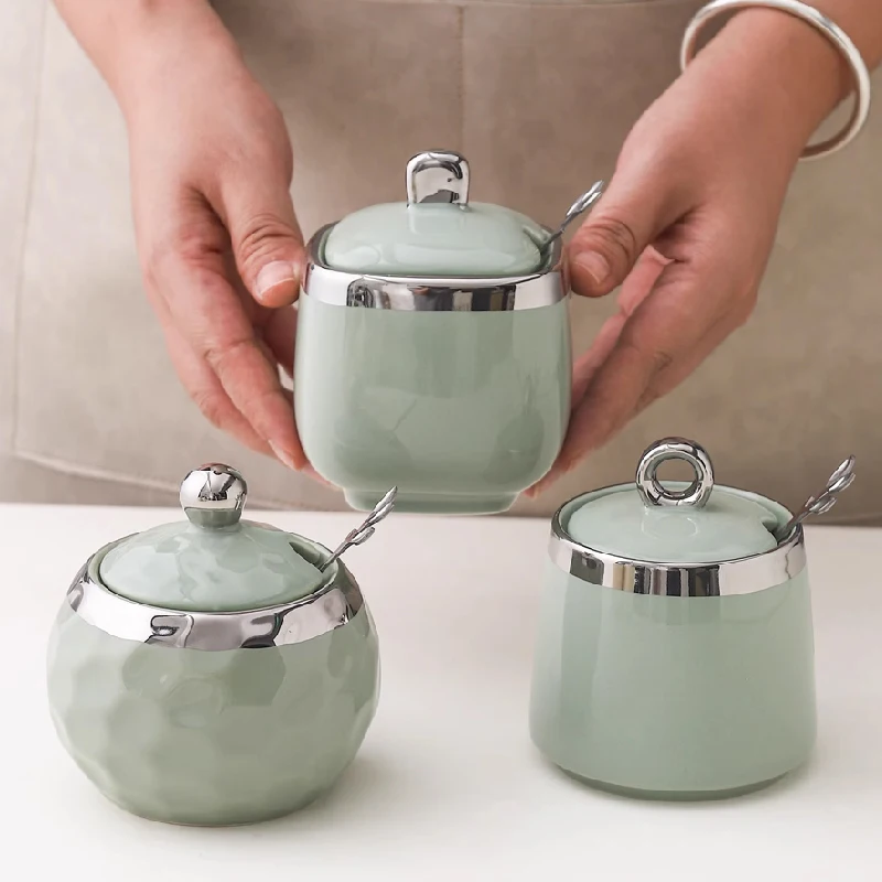 Ceramic Seasoning Jar with Spoon Kitchen Seasoning Storage Box Salt and Pepper Jar Household Storage Jar Ceramic Box Bottle