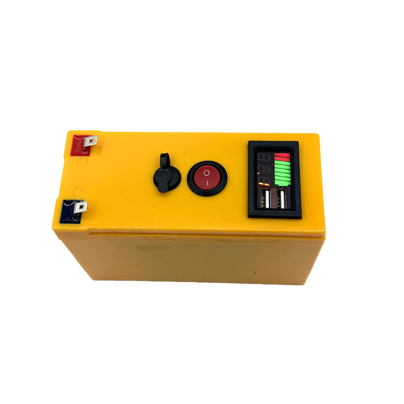 Batteria al litio LiFePO4 aggiornata Batteria 12V 150ah 18650 Batteria ricaricabile portatile Porta Schermo di alimentazione integrata Ricarica