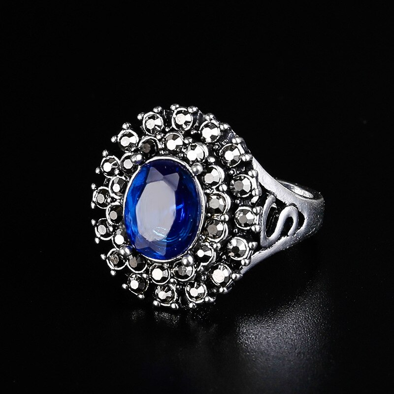 Retro Ring Silver Color Dripping Oil Carving Flower Ring Party Girl Green Jewelry